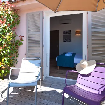 Marina Di Santa Giulia 酒店