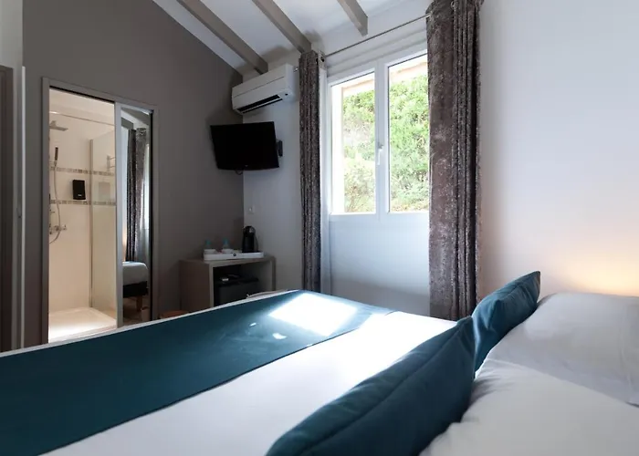 Hotell Marina Di Santa Giulia