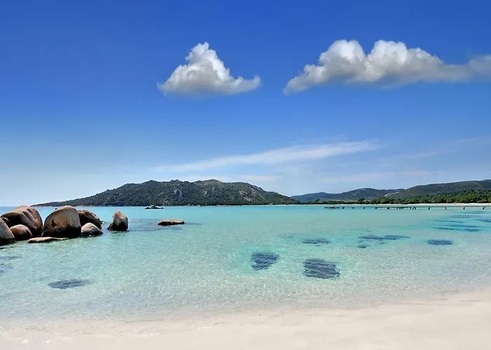 Marina Di Santa Giulia Порто-Веккьо