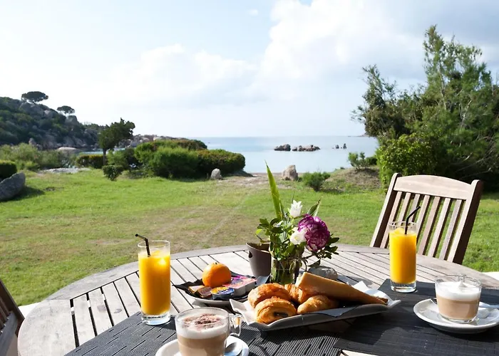 Отель Marina Di Santa Giulia