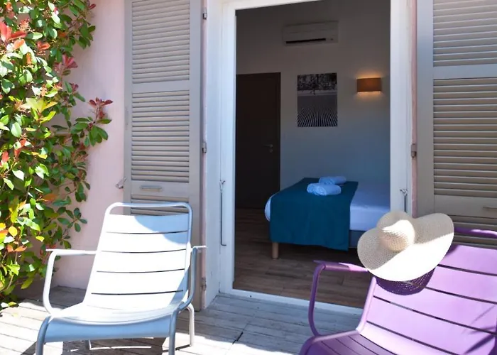 Marina Di Santa Giulia Hotell