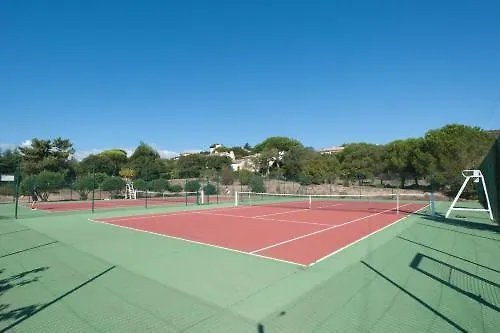 Отель Marina Di Santa Giulia